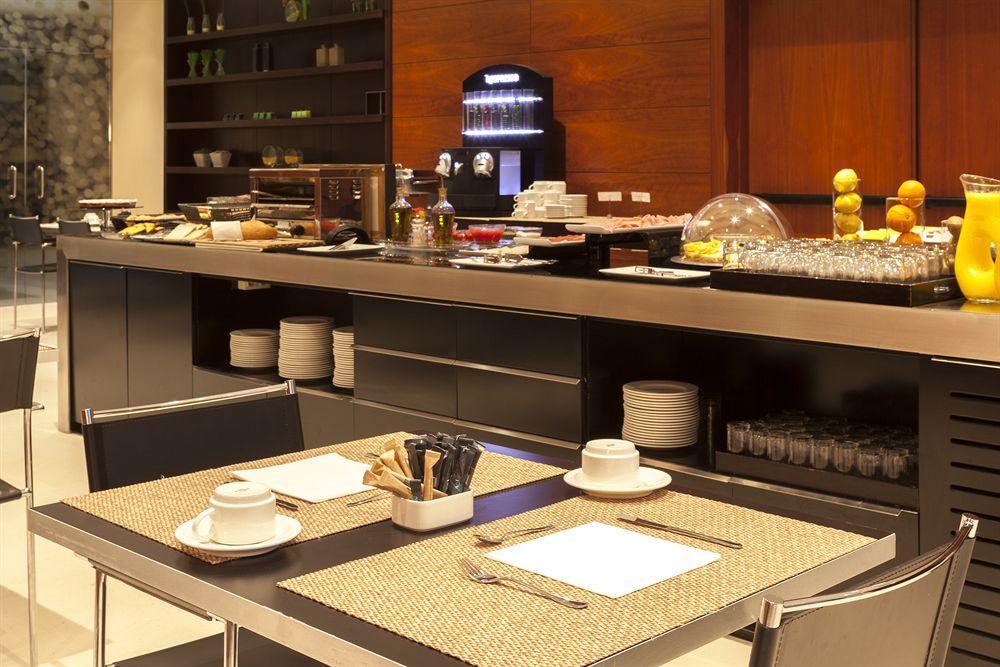 Ac Hotel A Coruna By Marriott ภายนอก รูปภาพ